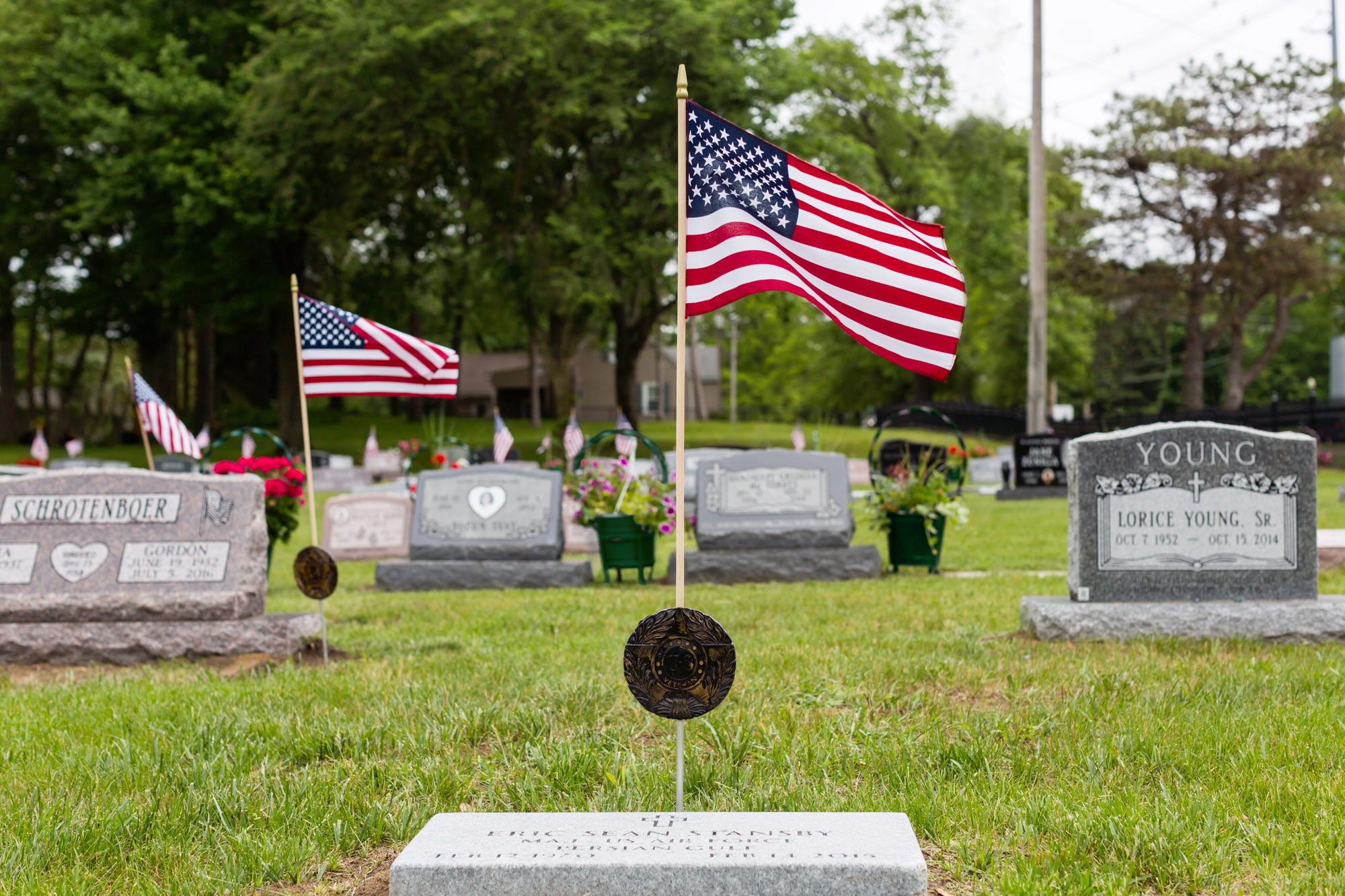 american flag 975095 1920